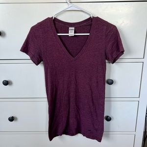 VS Pink shirt size XS